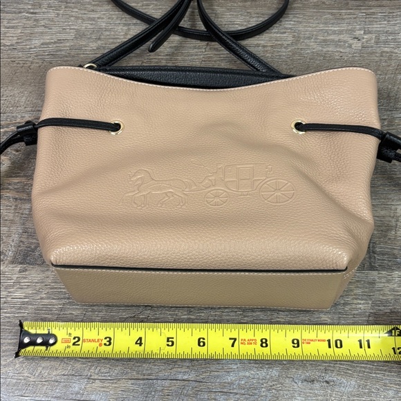 Coach Andy  Horse & Carriage Embossed Pebble Leather Crossbody - Picture 13 of 14